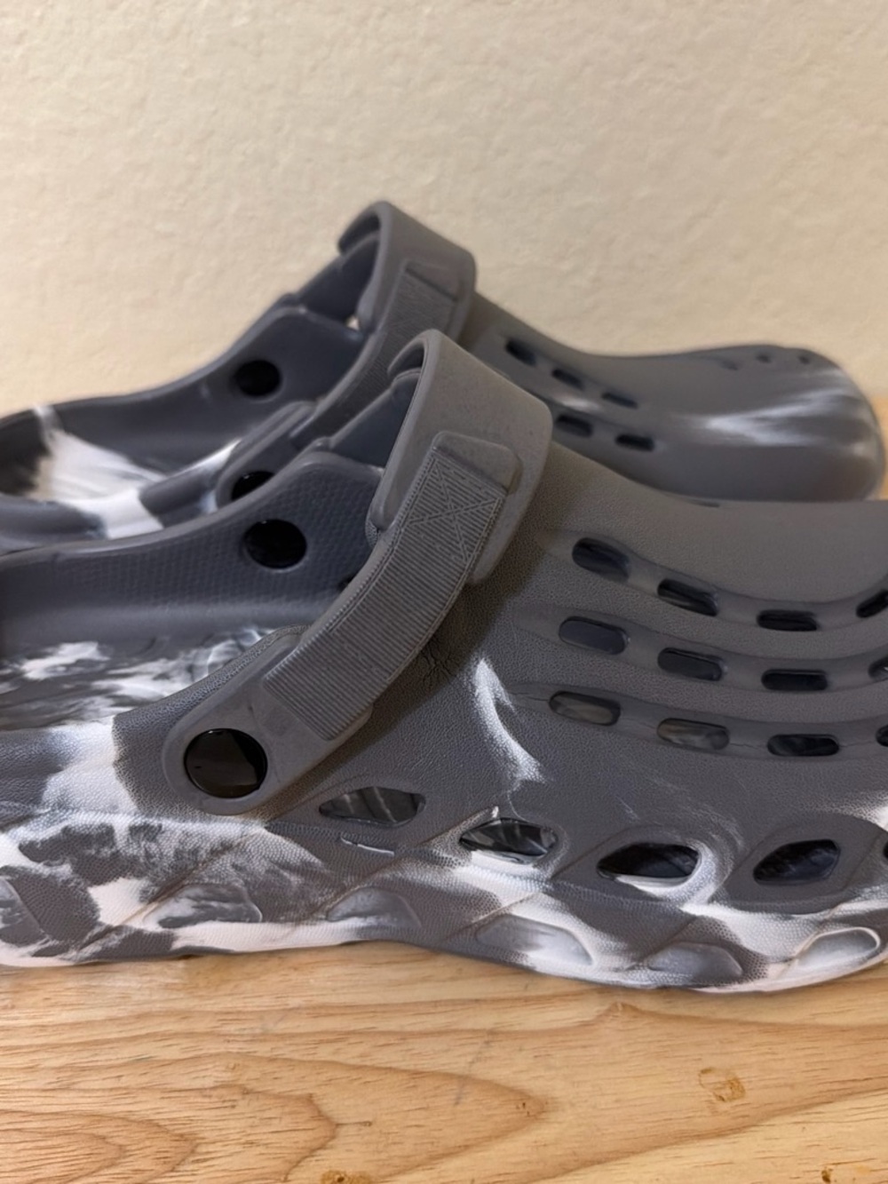 Women's Gray Marble Slip-On Clog Mule with Adjustable Strap